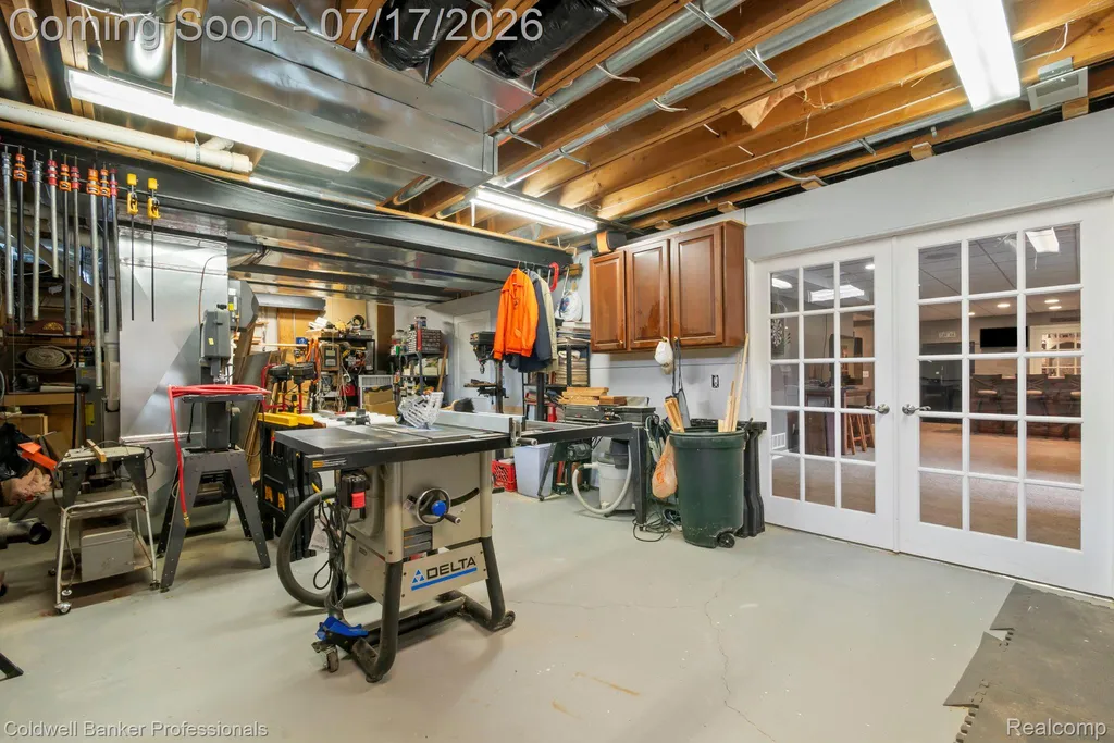 11460 Maple Valley Drive Plymouth Charter Township MI 48170