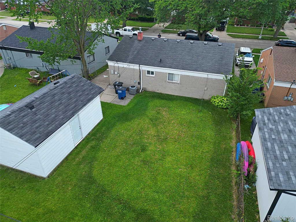8250 N Henry Ruff Road Westland City MI 48185