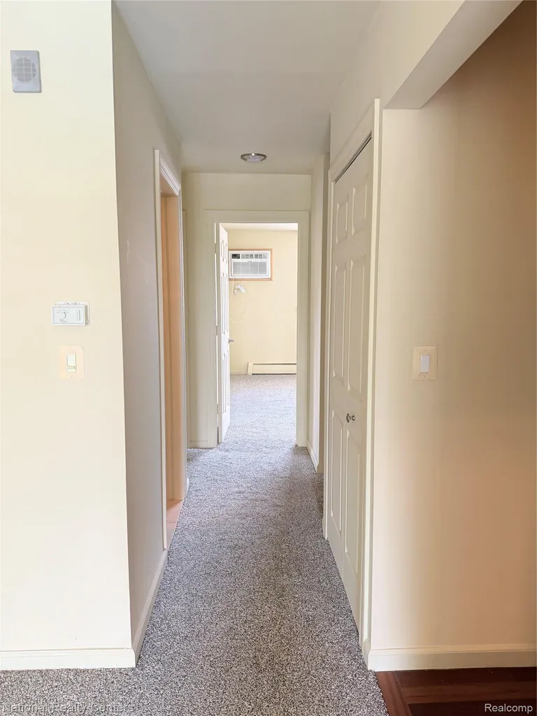 4913 Crooks Road Royal Oak City MI 48073