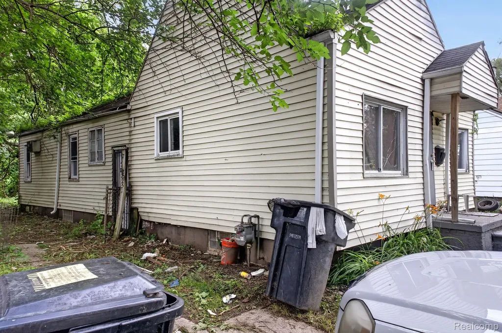 20251 Chapel Street Detroit City MI 48219