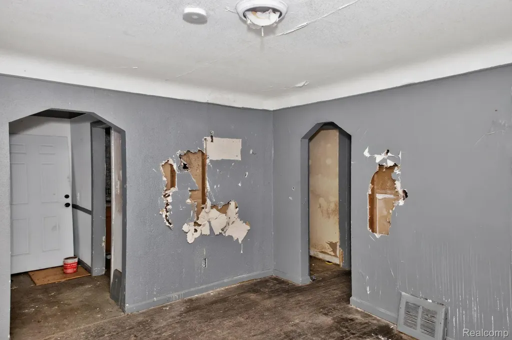 20251 Chapel Street Detroit City MI 48219