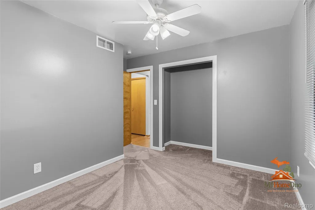 11231 Mcgregor Road Hamburg Township MI 48169
