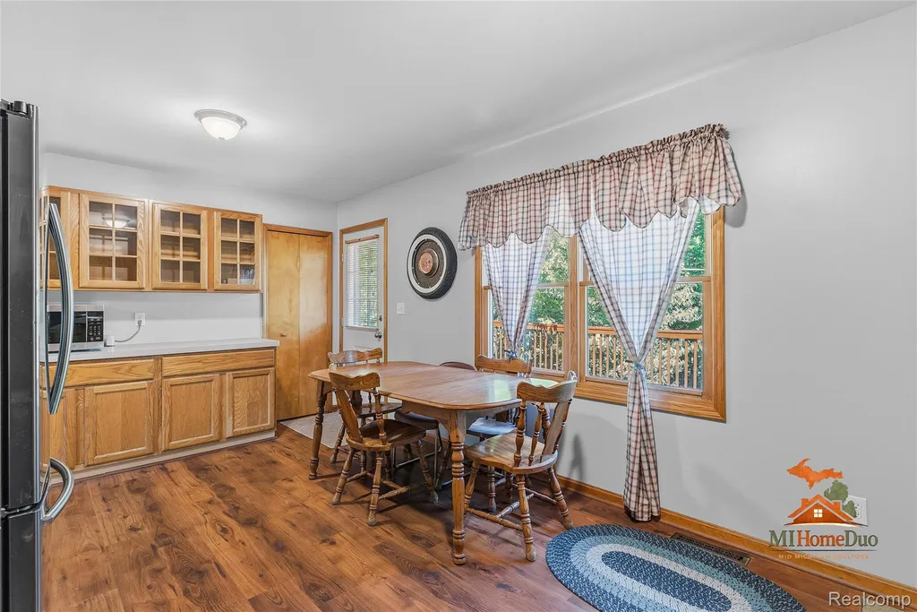 11231 Mcgregor Road Hamburg Township MI 48169