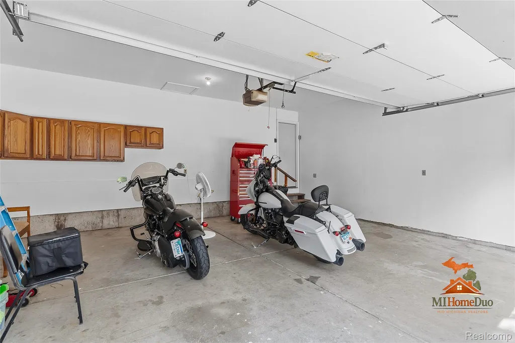 11231 Mcgregor Road Hamburg Township MI 48169