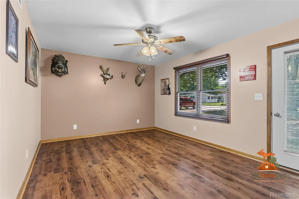 11231 Mcgregor Road Hamburg Township MI 48169