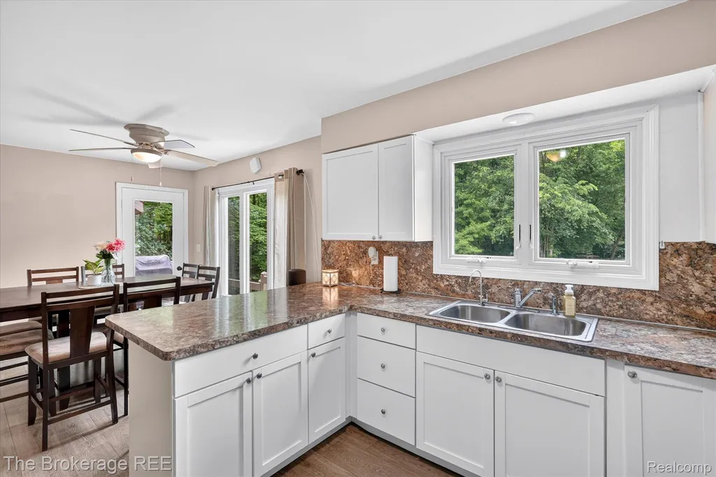13269 N Genesee Road Thetford Township MI 48420
