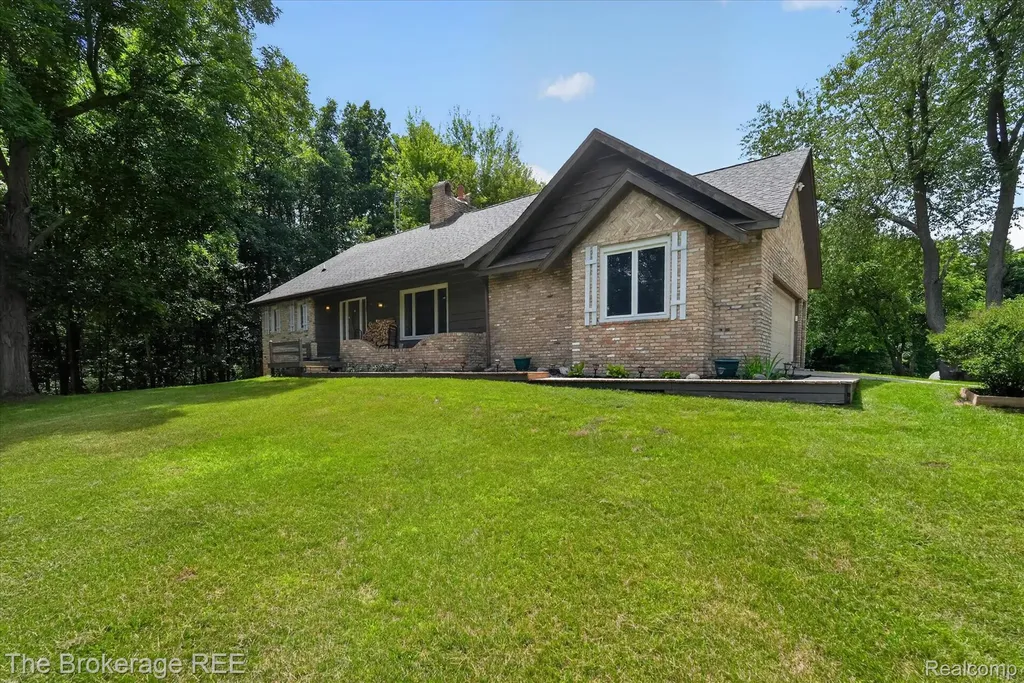 13269 N Genesee Road Thetford Township MI 48420