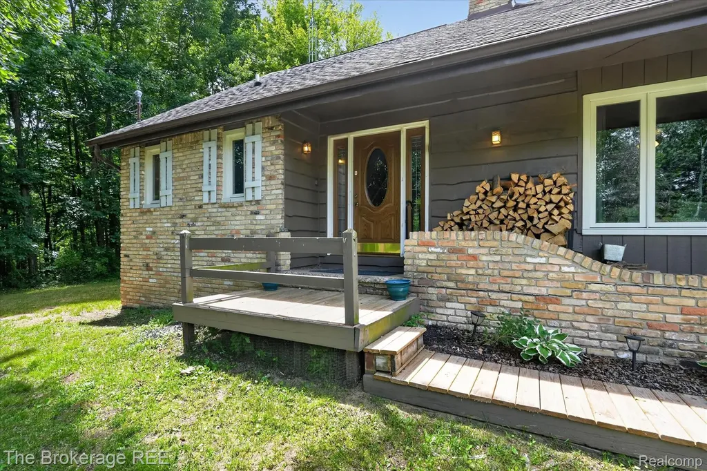 13269 N Genesee Road Thetford Township MI 48420