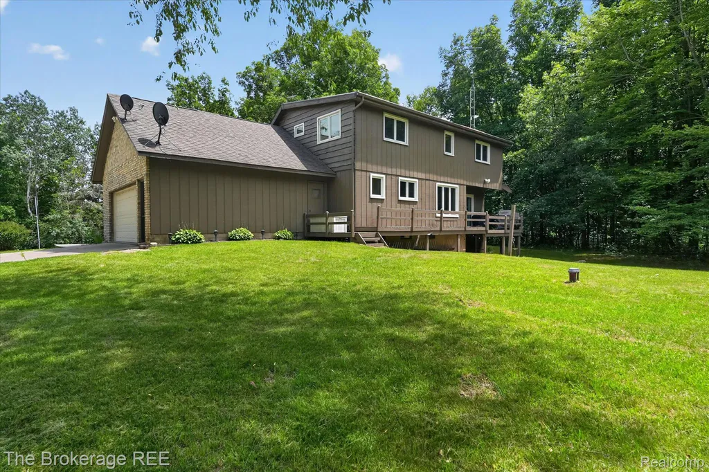 13269 N Genesee Road Thetford Township MI 48420