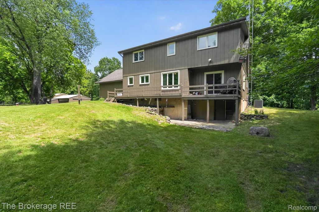 13269 N Genesee Road Thetford Township MI 48420