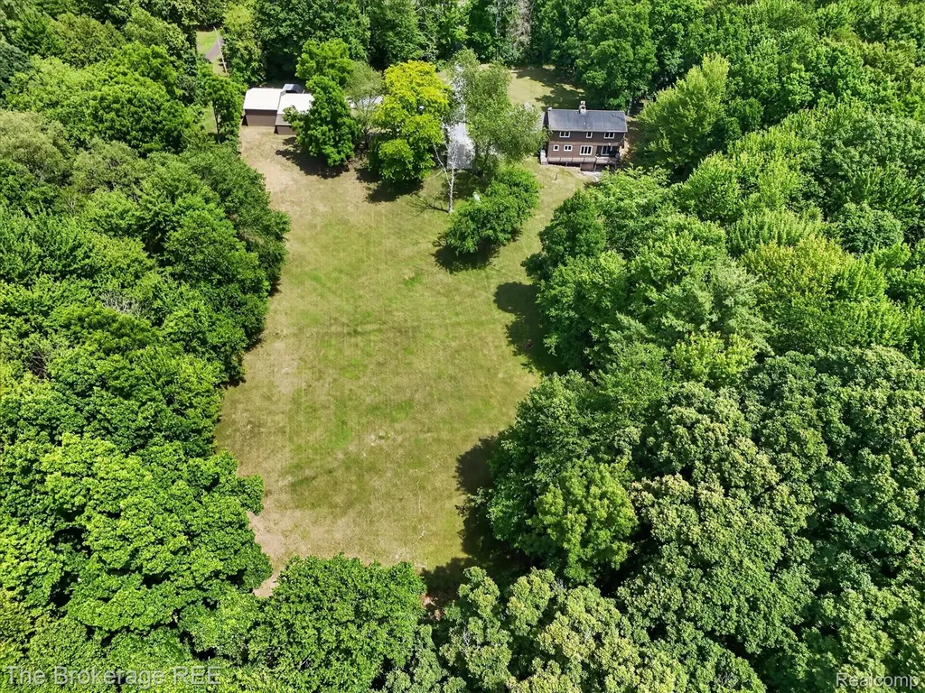 13269 N Genesee Road Thetford Township MI 48420