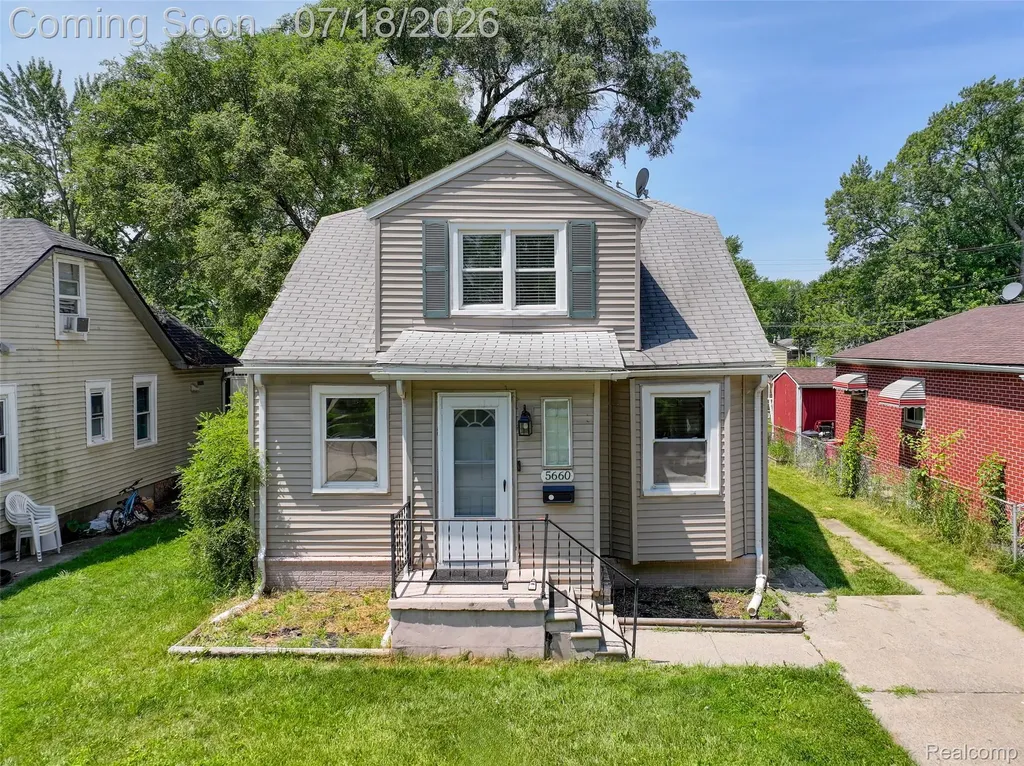 5660 Kingston Street Dearborn Heights City MI 48125
