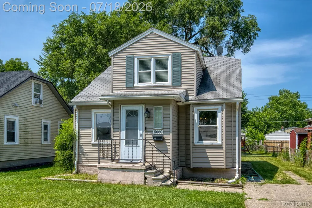 5660 Kingston Street Dearborn Heights City MI 48125
