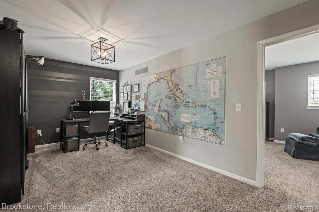 1161 Glass Lake Circle Oxford Charter Township MI 48371