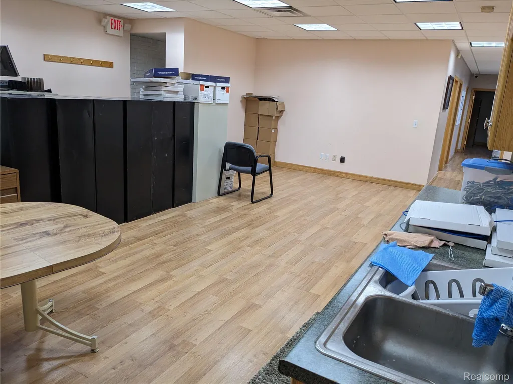 2515 S Dye Road Flint Charter Township MI 48532