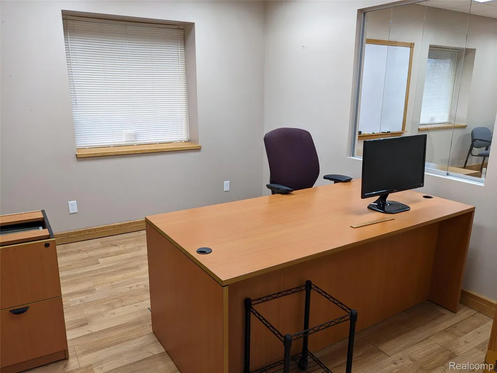 2515 S Dye Road Flint Charter Township MI 48532