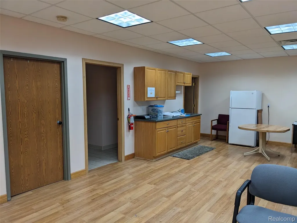 2515 S Dye Road Flint Charter Township MI 48532