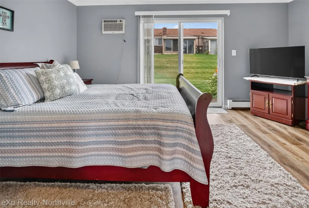 25157 Franklin Terrace South Lyon City MI 48178