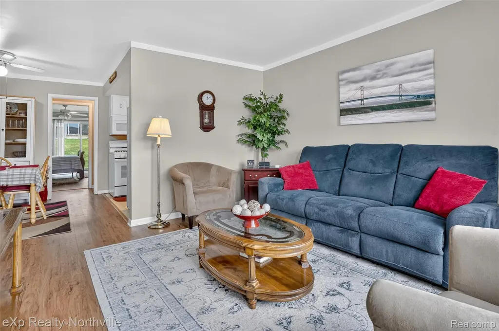 25157 Franklin Terrace South Lyon City MI 48178