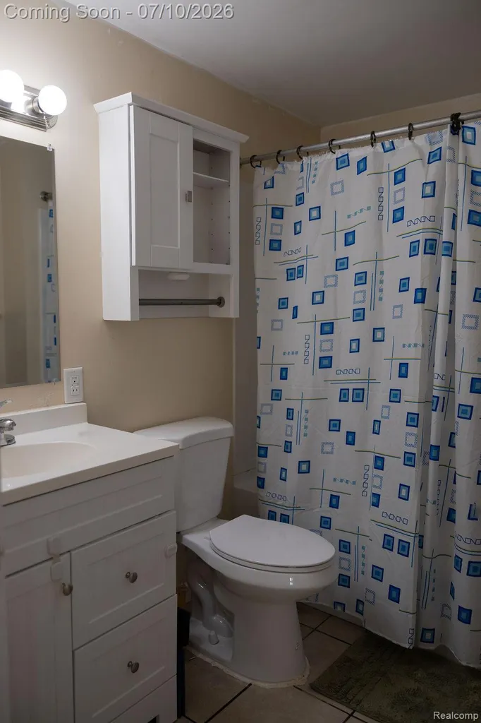 5052 Beecher Road Flint Charter Township MI 48532