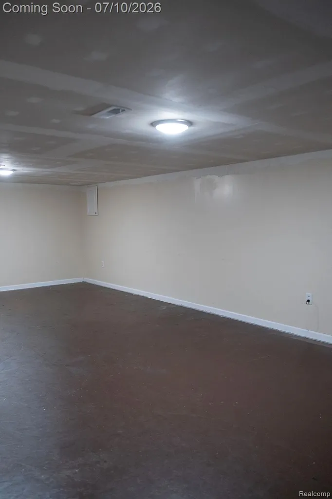 5052 Beecher Road Flint Charter Township MI 48532