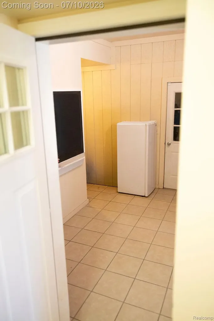 5052 Beecher Road Flint Charter Township MI 48532