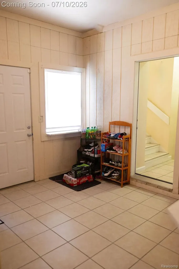 5052 Beecher Road Flint Charter Township MI 48532