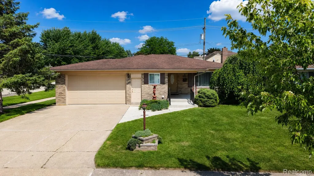 34398 Greentrees Road Sterling Heights City MI 48312