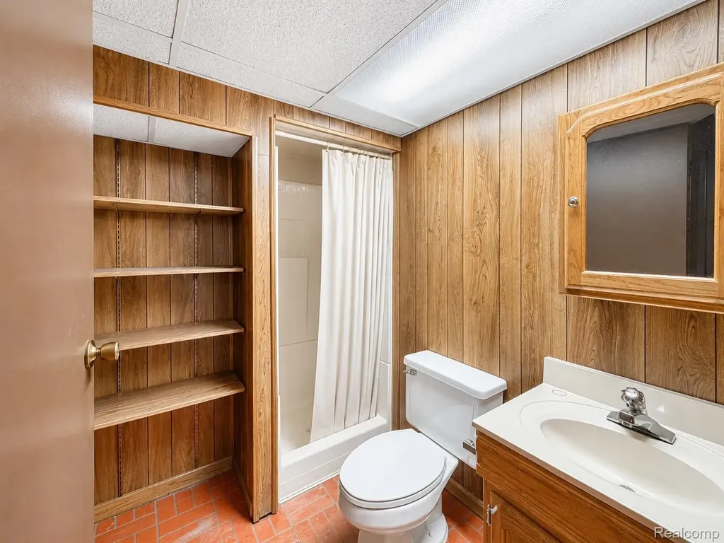 34398 Greentrees Road Sterling Heights City MI 48312