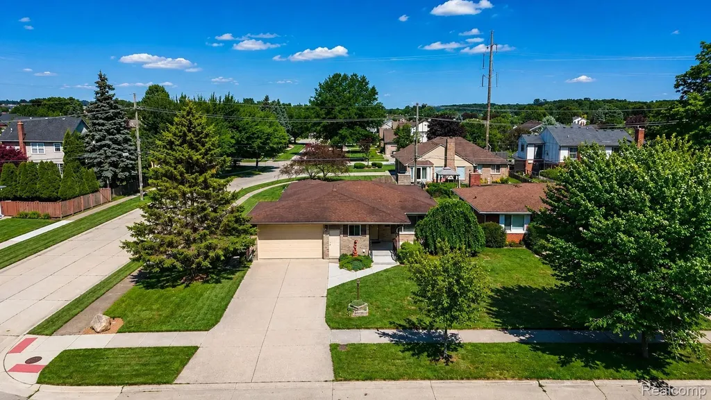 34398 Greentrees Road Sterling Heights City MI 48312