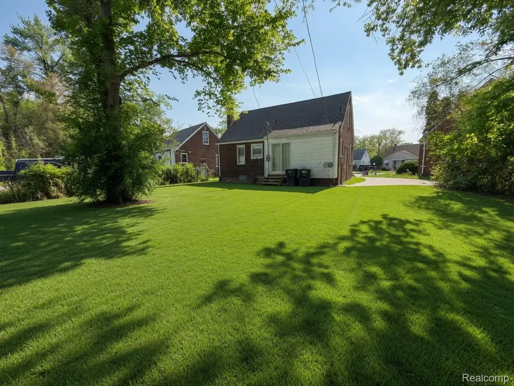 20196 Hartwell Street Detroit City MI 48235