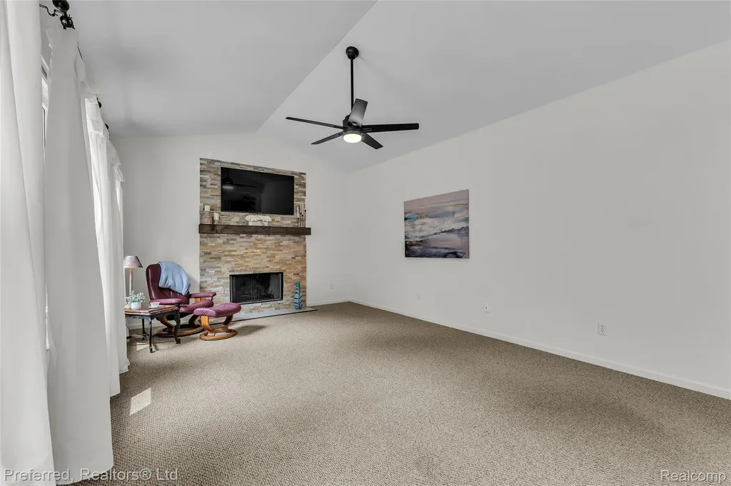 8242 Terrace Court Hamburg Township MI 48169