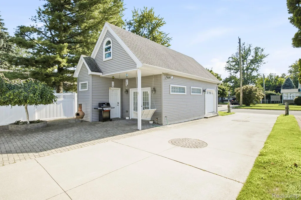 3115 Conger Street Port Huron City MI 48060
