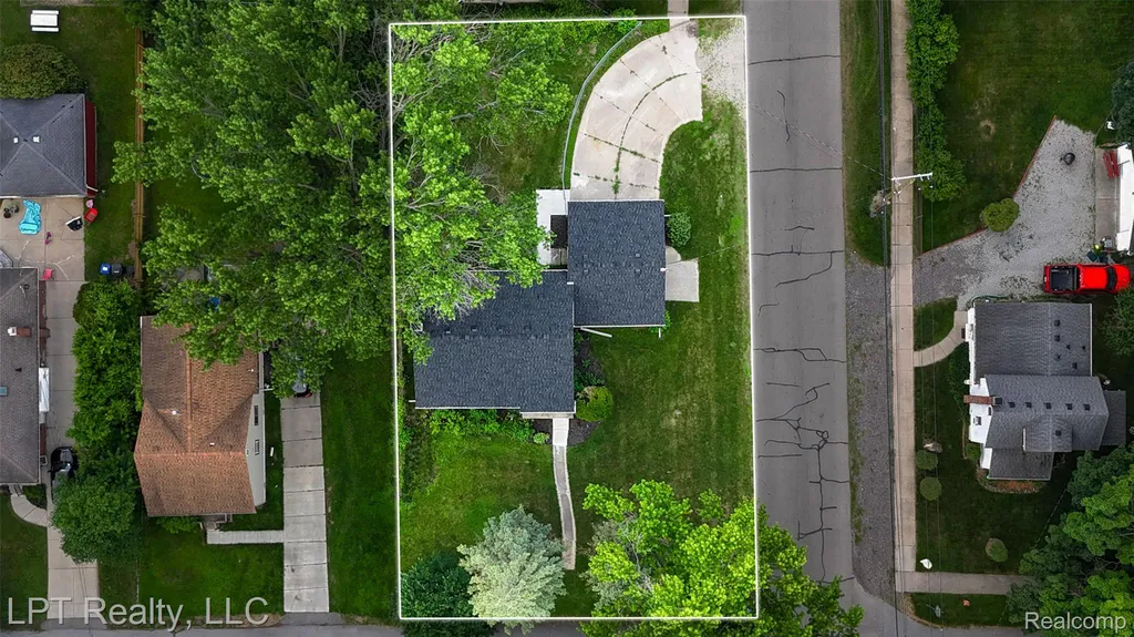 19412 Gaylord Redford Charter Township MI 48240