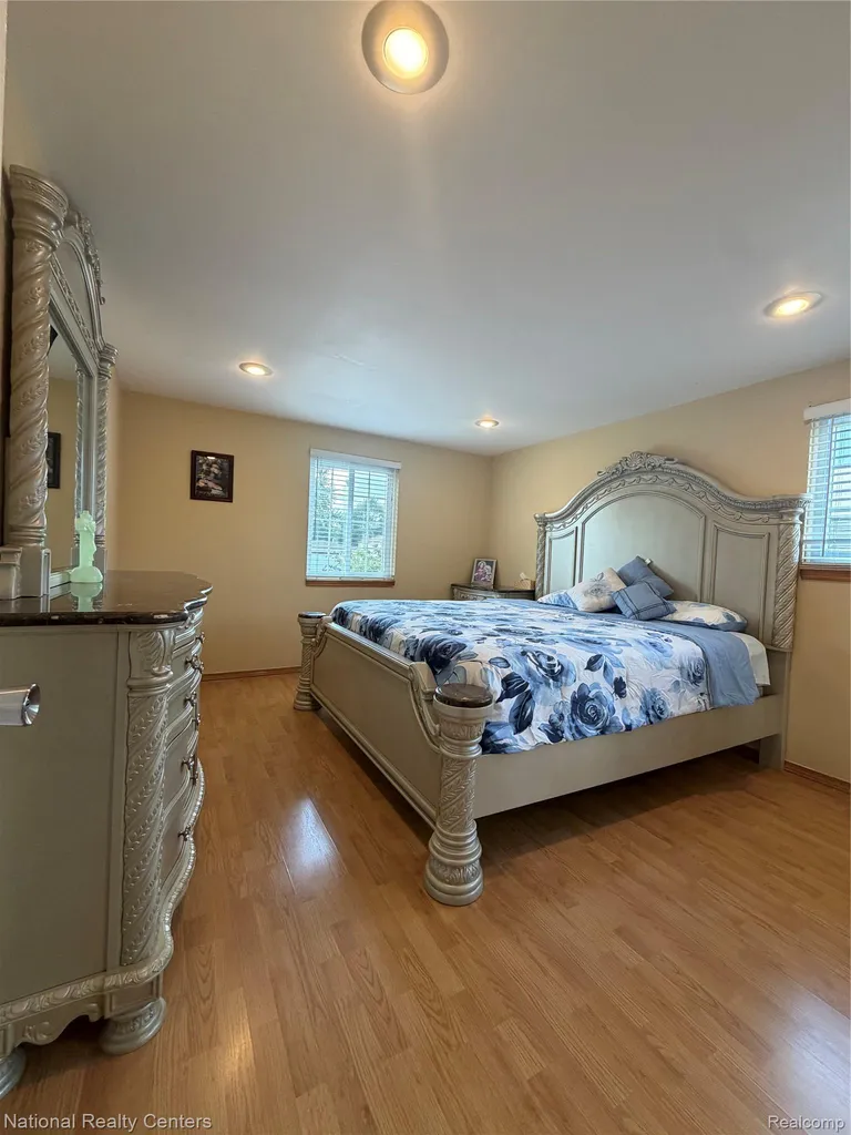 39392 Owendale Drive Sterling Heights City MI 48310