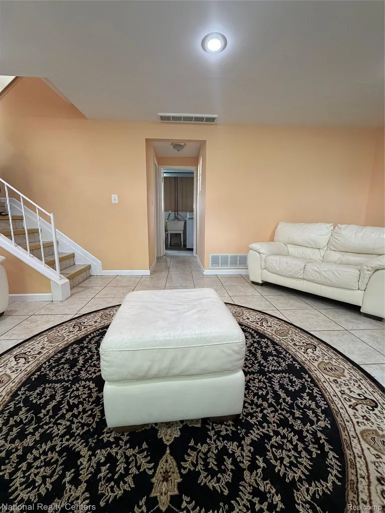 39392 Owendale Drive Sterling Heights City MI 48310
