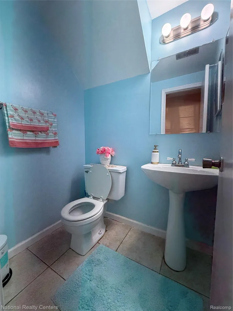 39392 Owendale Drive Sterling Heights City MI 48310