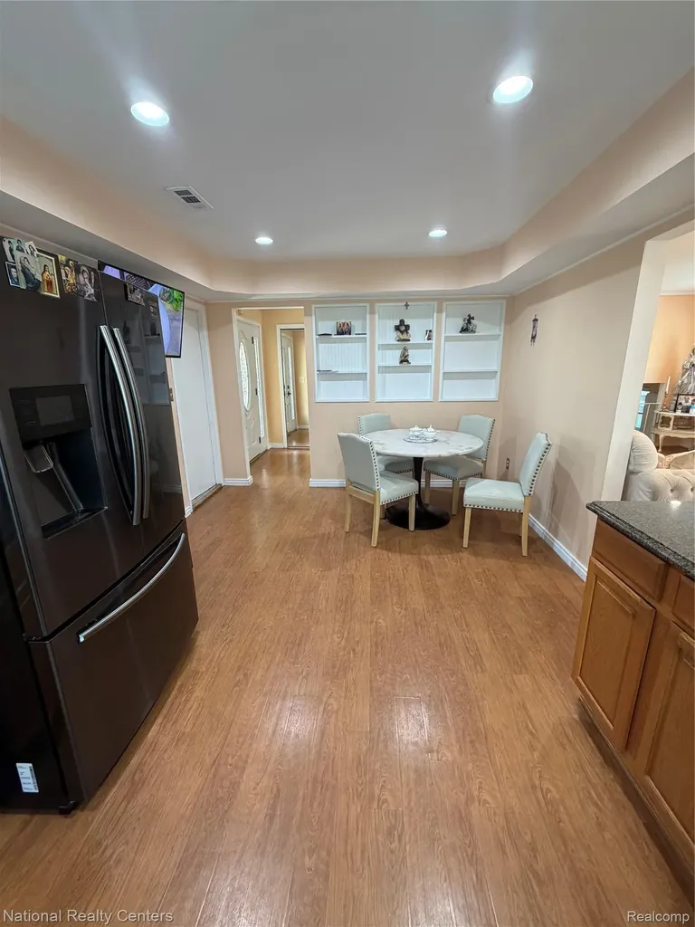39392 Owendale Drive Sterling Heights City MI 48310