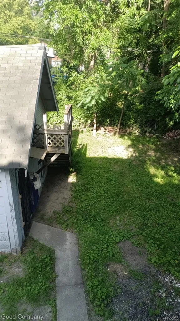 16594 Westbrook Street Detroit City MI 48219