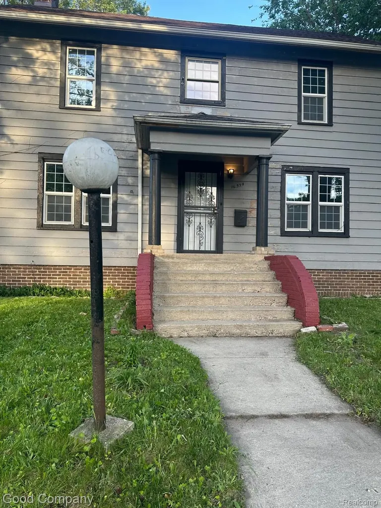 16594 Westbrook Street Detroit City MI 48219