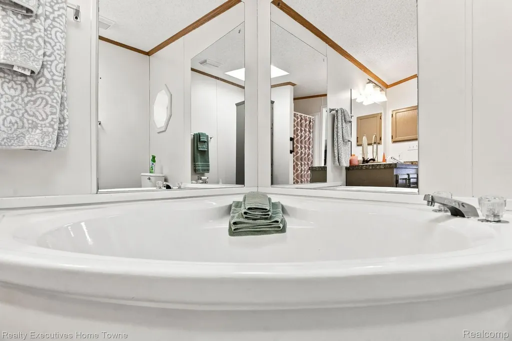 508 Bush Lake Lane Kimball Township MI 48074