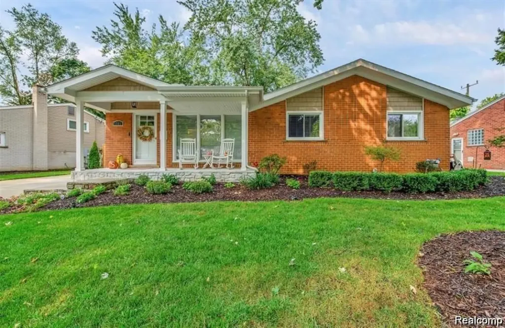 1341 Catalpa Drive Rochester City MI 48307