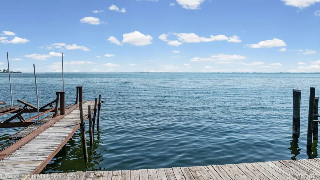 38536 Lakeshore Drive Harrison Charter Township MI 48045