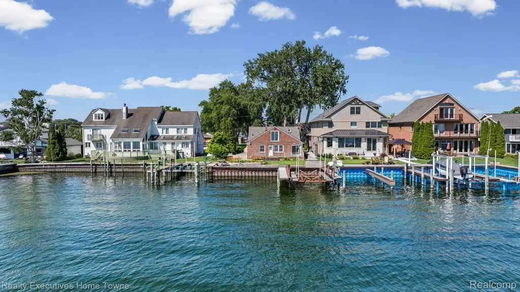 38536 Lakeshore Drive Harrison Charter Township MI 48045