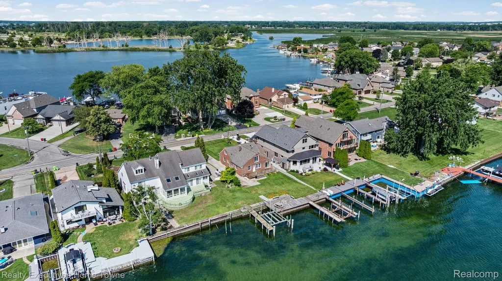 38536 Lakeshore Drive Harrison Charter Township MI 48045