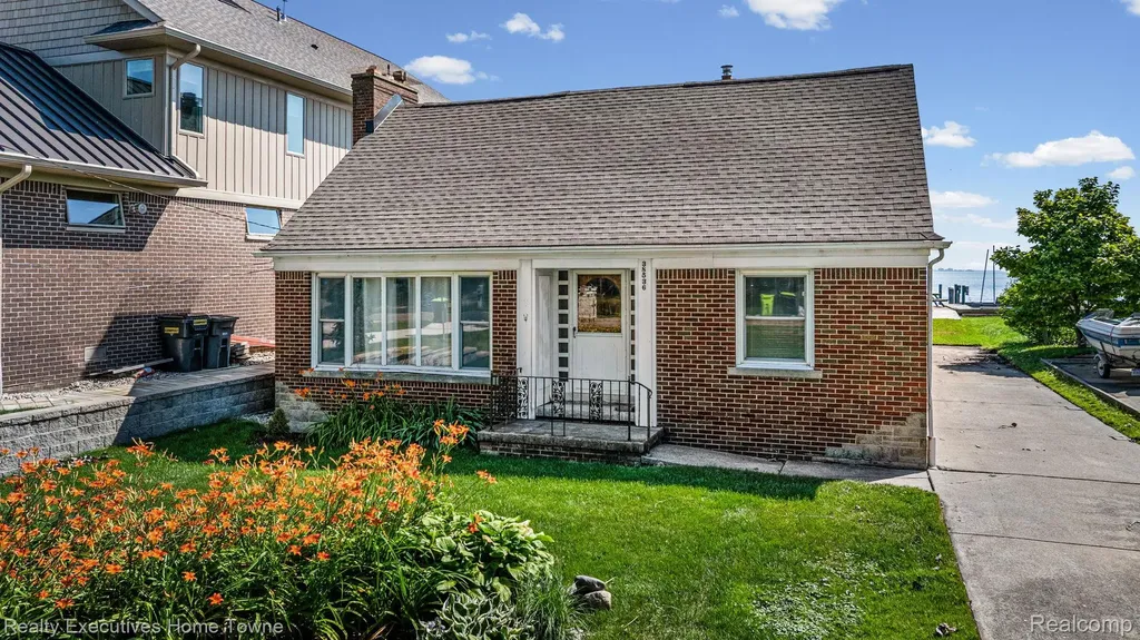 38536 Lakeshore Drive Harrison Charter Township MI 48045