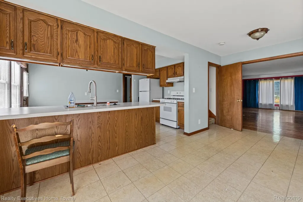 38536 Lakeshore Drive Harrison Charter Township MI 48045