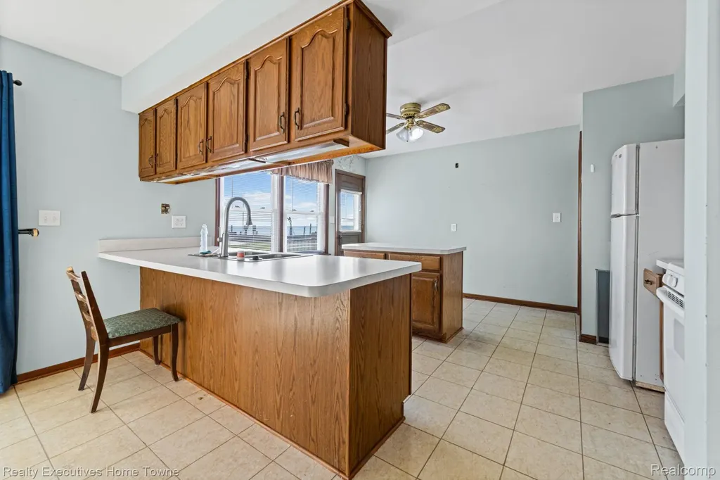 38536 Lakeshore Drive Harrison Charter Township MI 48045