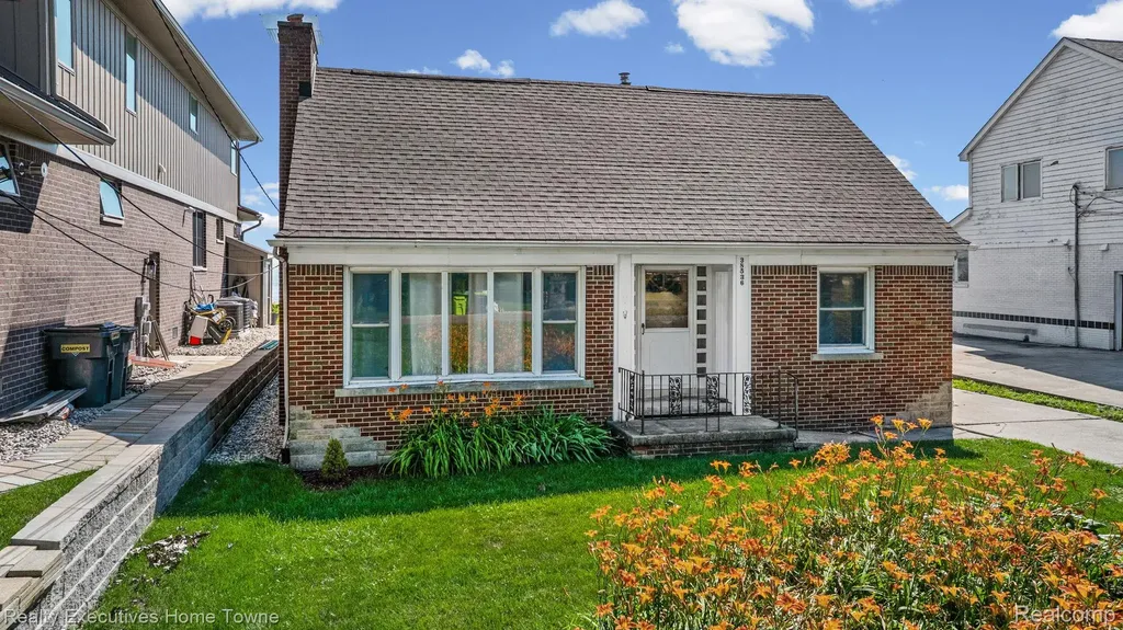 38536 Lakeshore Drive Harrison Charter Township MI 48045
