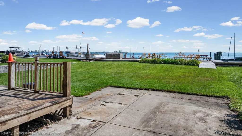38536 Lakeshore Drive Harrison Charter Township MI 48045